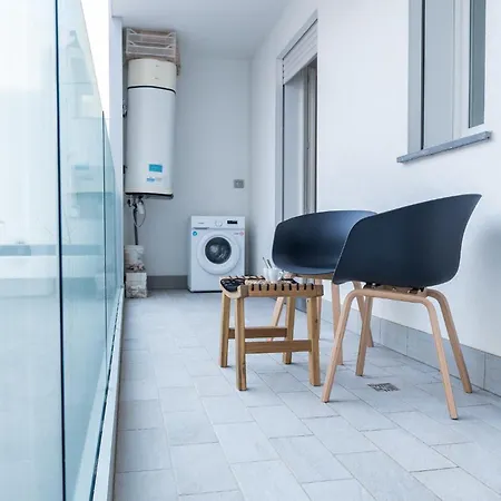 Foscolo Retreat - Aircon - Wifi - Balcony *